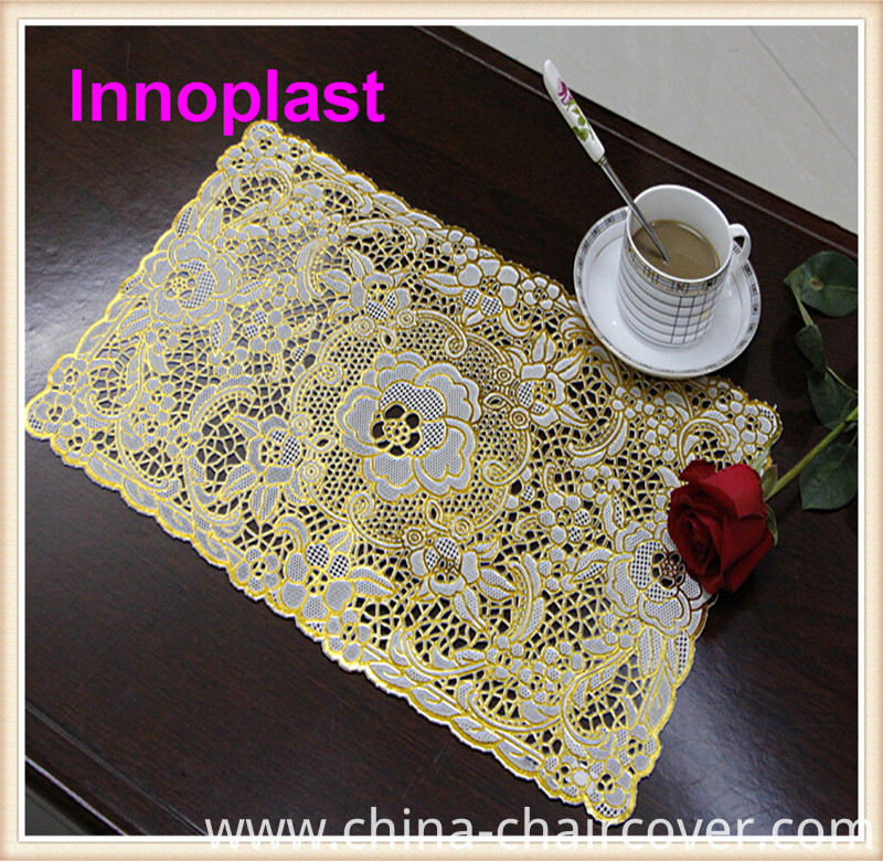 PVC Gold/Silver Lace Placemat
